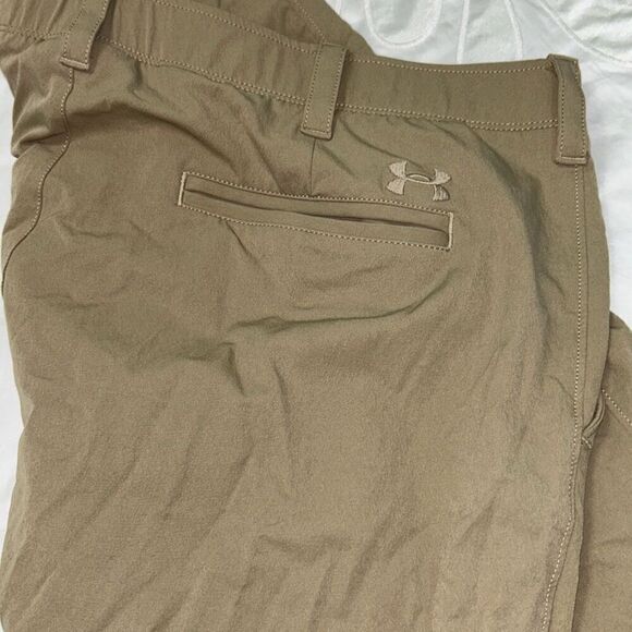 Under Armour Men's 40x30 Tan Chino Hiking Performance Golf Gorpcore - Picture 4 of 4